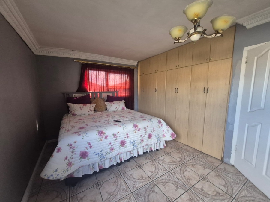 2 Bedroom Property for Sale in Motherwell Eastern Cape